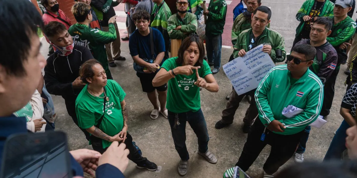 Deaf people in crisis during three-month sign language center blackout