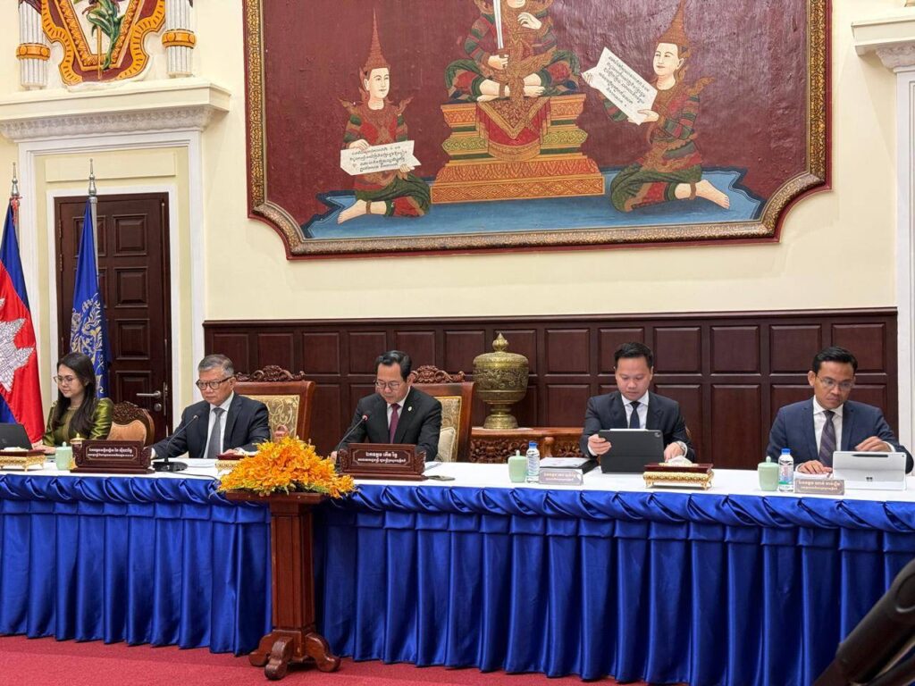 Cambodia says new law tightens net on online scams